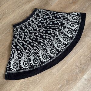 S.W. Black White Floral Paisley Print Skirt L Cotton Boho‎ India Lined A-